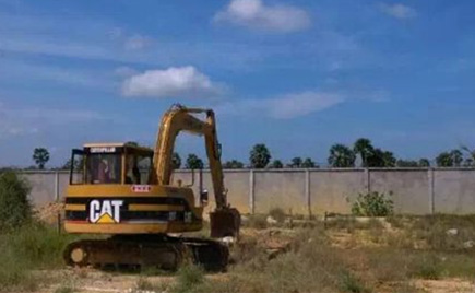 劉潭服裝柬埔寨加工廠生產基地二次動工 劉潭服裝柬埔寨加工廠生產基地二次動工