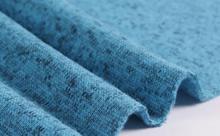 劉潭服裝廠:奇妙的粗針絨布 劉潭服裝廠:奇妙的粗針絨布