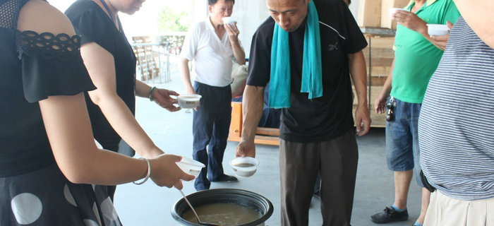 夏日送清涼 關愛裝貨員工 夏日送清涼 關愛裝貨員工