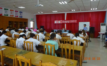 劉潭服裝:嚴查廠紀廠規  實現安全生產 劉潭服裝:嚴查廠紀廠規  實現安全生產