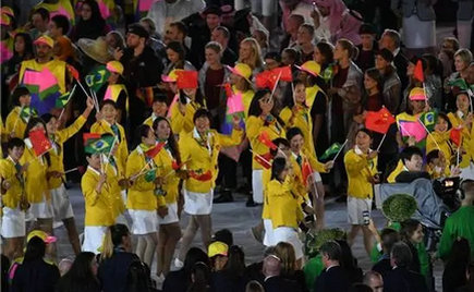 劉潭服裝:餓了嗎?中國奧運健兒運動服裝很中國 劉潭服裝:餓了嗎?中國奧運健兒運動服裝很中國