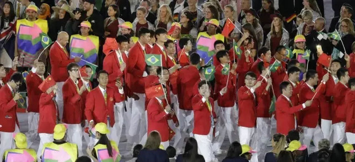 劉潭服裝:餓了嗎?中國奧運健兒運動服裝很中國 劉潭服裝:餓了嗎?中國奧運健兒運動服裝很中國