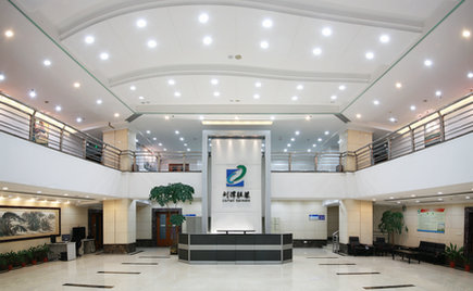 劉潭服裝：服裝人如何走出假期綜合征 愉快地上班