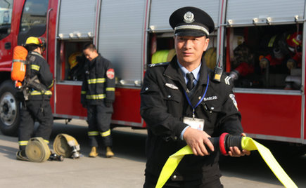 劉潭服裝:企業消防不懈,方能做到一日無損為全,無危為安 劉潭服裝:企業消防不懈,方能做到一日無損為全,無危為安