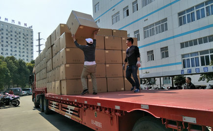 劉潭服裝又一服裝產品出貨啦! 劉潭服裝又一服裝產品出貨啦!