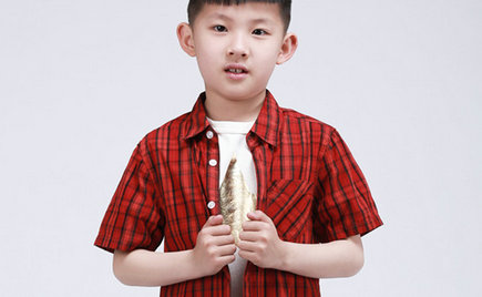 乍暖還寒時節(jié),劉潭服裝與您分享如何挑選健康舒適的童裝 乍暖還寒時節(jié),劉潭服裝與您分享如何挑選健康舒適的童裝