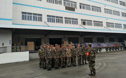 劉潭服裝:無錫北塘劉潭中隊和興源路中隊來我司消防演練 劉潭服裝:無錫北塘劉潭中隊和興源路中隊來我司消防演練