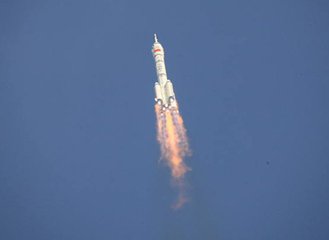 第二個中國航天日,劉潭服裝為您揭秘航天服裝 第二個中國航天日,劉潭服裝為您揭秘航天服裝