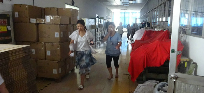 消防運動會，劉潭服裝員工都是行動派，不服來辯……