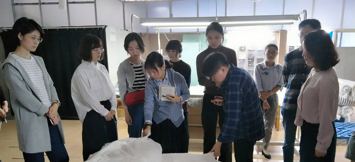 劉潭服裝接待無印良品公司員工參觀考察學(xué)習(xí)