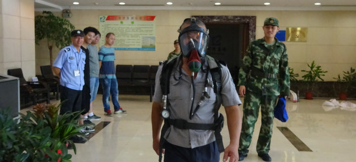 劉潭消防中隊(duì)來劉潭服裝進(jìn)行消防設(shè)備現(xiàn)場培訓(xùn) 劉潭消防中隊(duì)來劉潭服裝進(jìn)行消防設(shè)備現(xiàn)場培訓(xùn)