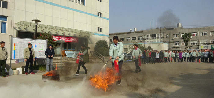 劉潭服裝圓滿舉辦十六屆二次職工消防運動會 劉潭服裝圓滿舉辦十六屆二次職工消防運動會