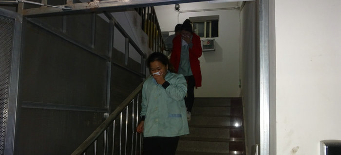 劉潭服裝員工夜間宿舍應急逃生疏散演練獵影