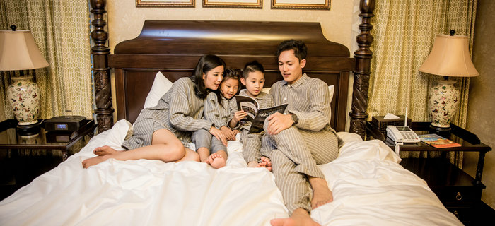 劉潭服裝:萬戶千家今夜好,張燈結(jié)彩鬧元宵  劉潭服裝:萬戶千家今夜好,張燈結(jié)彩鬧元宵