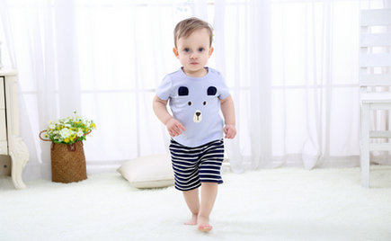 劉潭服裝:80后父母如何挑選嬰幼兒服裝? 劉潭服裝:80后父母如何挑選嬰幼兒服裝?