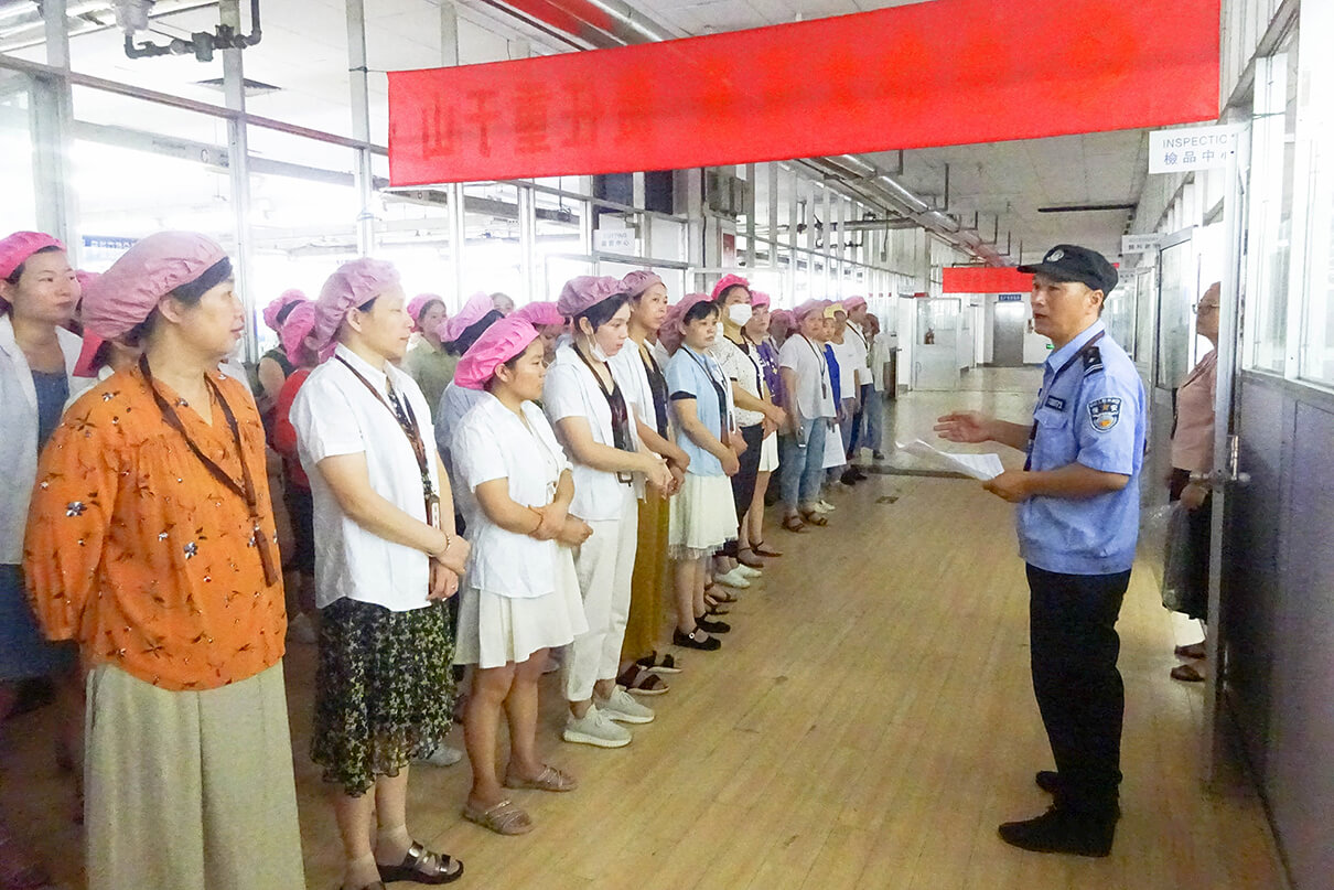 劉潭服裝廠進(jìn)行勞保防護(hù)用品使用培訓(xùn) 劉潭服裝廠進(jìn)行勞保防護(hù)用品使用培訓(xùn)