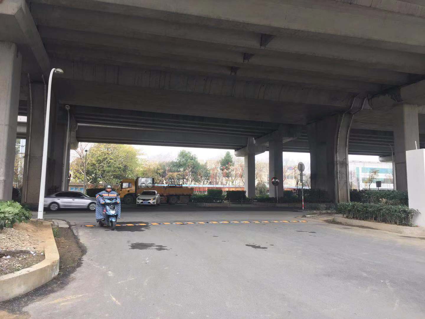 webwxgetmsgimg (4) 劉潭服裝交通