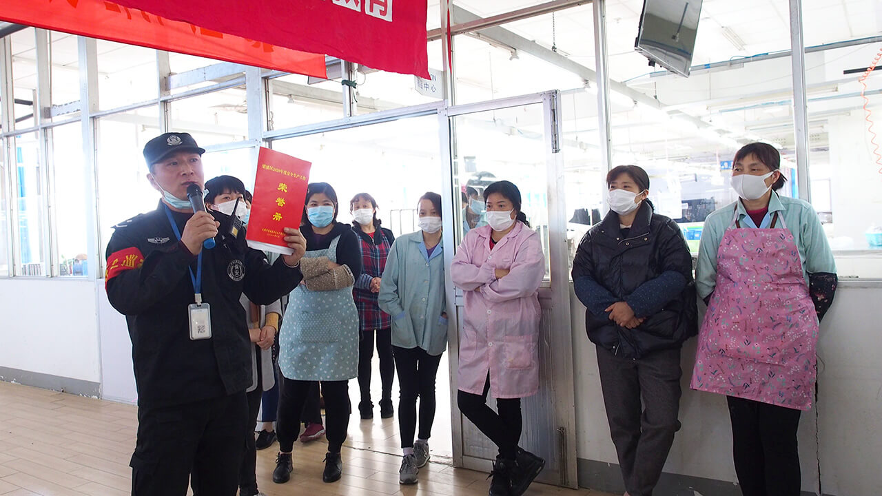 02 劉潭服裝開工先上安全課