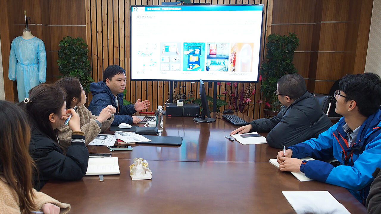 01 劉潭服裝廠開展強企培訓計劃