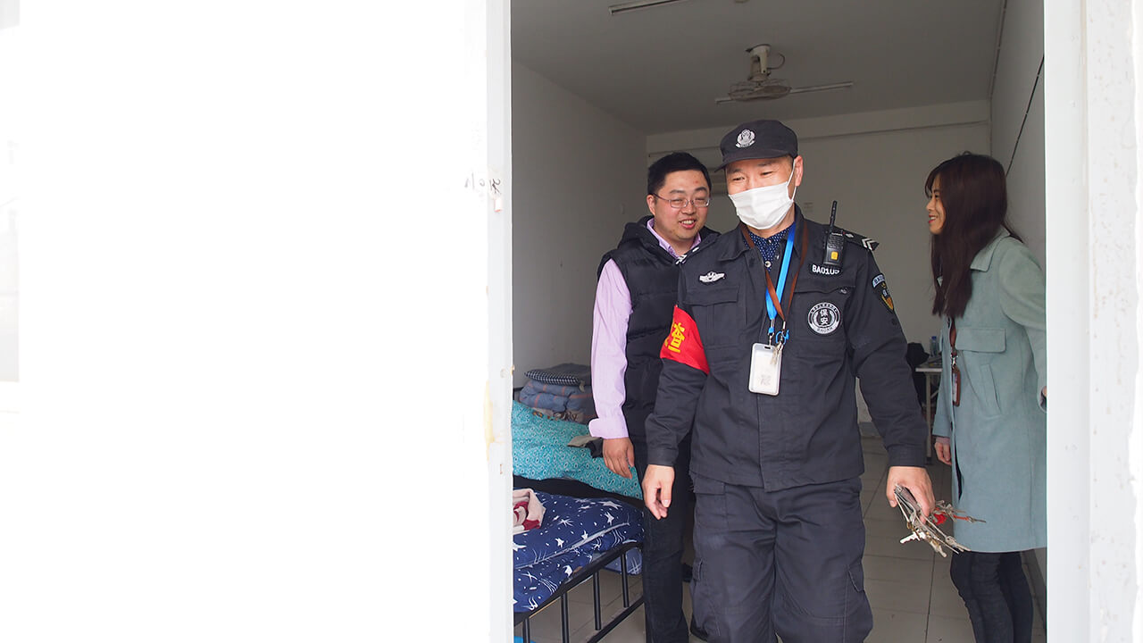 3 劉潭服裝廠開展宿舍安全突擊檢查