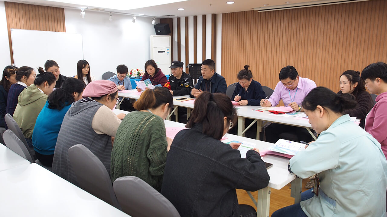 1 劉潭服裝廠召開接種新冠疫苗動員會