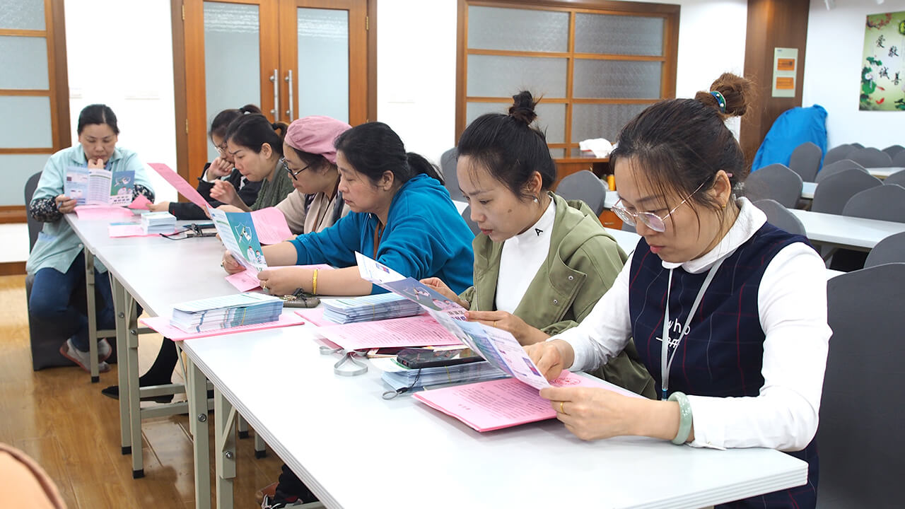 5 劉潭服裝廠召開接種新冠疫苗動員會