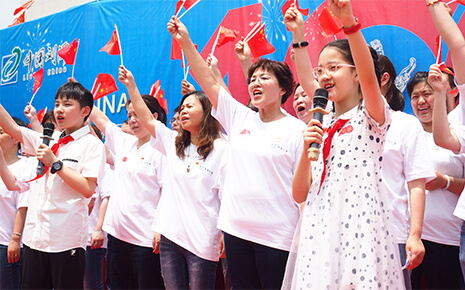 劉潭服裝廠深情獻禮黨的百年華誕 劉潭服裝廠深情獻禮黨的百年華誕