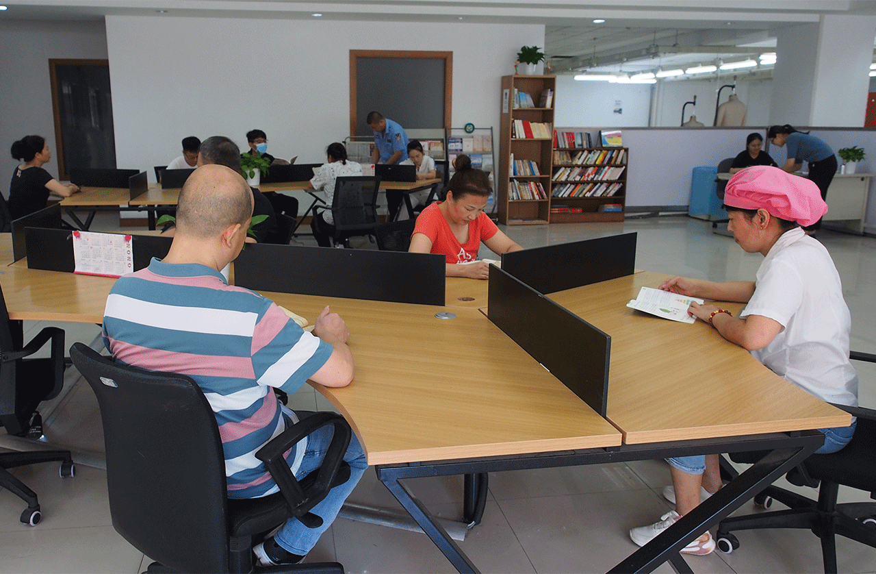 劉潭服裝廠員工活動