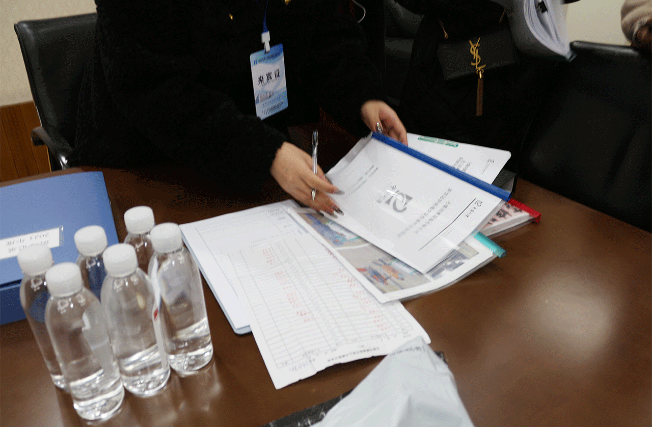 4 劉潭服裝筑牢嚴密防線