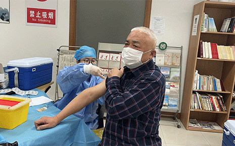 劉潭服裝廠第三針接種圓滿完成 劉潭服裝廠第三針接種圓滿完成