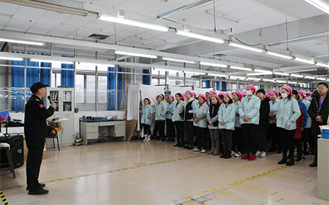 嚴抓安全不放松,劉潭服裝廠開展節前安全生產教育 嚴抓安全不放松,劉潭服裝廠開展節前安全生產教育