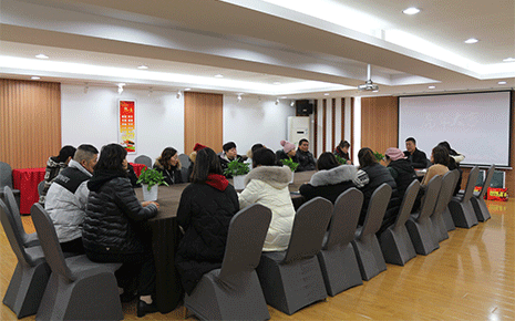 關(guān)愛(ài)職工暖人心,劉潭服裝廠開(kāi)展新春慰問(wèn)困難職工活動(dòng) 關(guān)愛(ài)職工暖人心,劉潭服裝廠開(kāi)展新春慰問(wèn)困難職工活動(dòng)