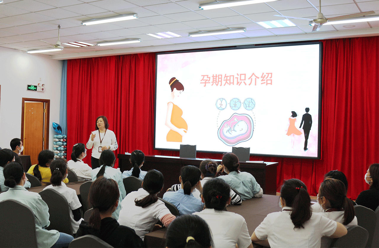 2 劉潭服裝開展孕期知識大講堂