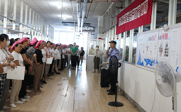 劉潭服裝廠舉辦高溫天氣安全用電知識宣講活動