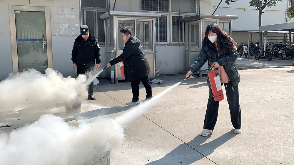 劉潭服裝開展新員工培訓 劉潭服裝開展新員工培訓