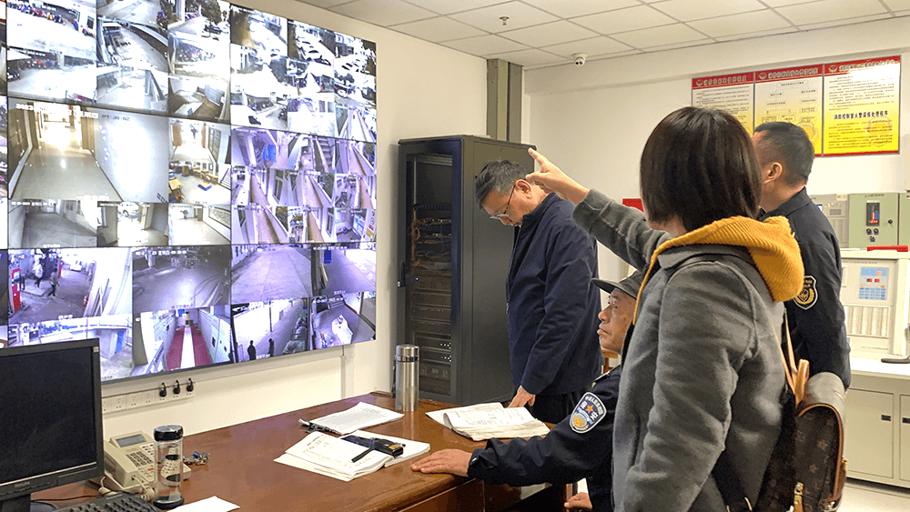 劉潭服裝迎接市安全生產督導組檢查