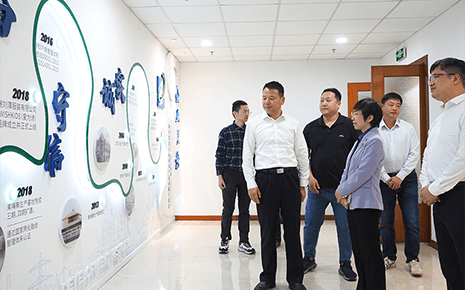 熱烈歡迎省、市僑聯領導一行赴劉潭服裝調研 熱烈歡迎省、市僑聯領導一行赴劉潭服裝調研