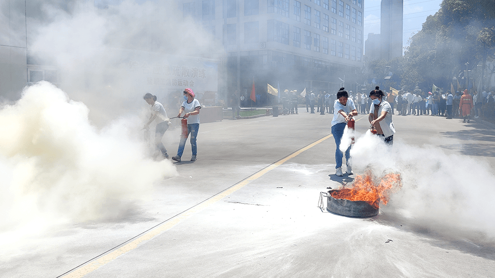 劉潭服裝提升滅火逃生自救能力 劉潭服裝提升滅火逃生自救能力