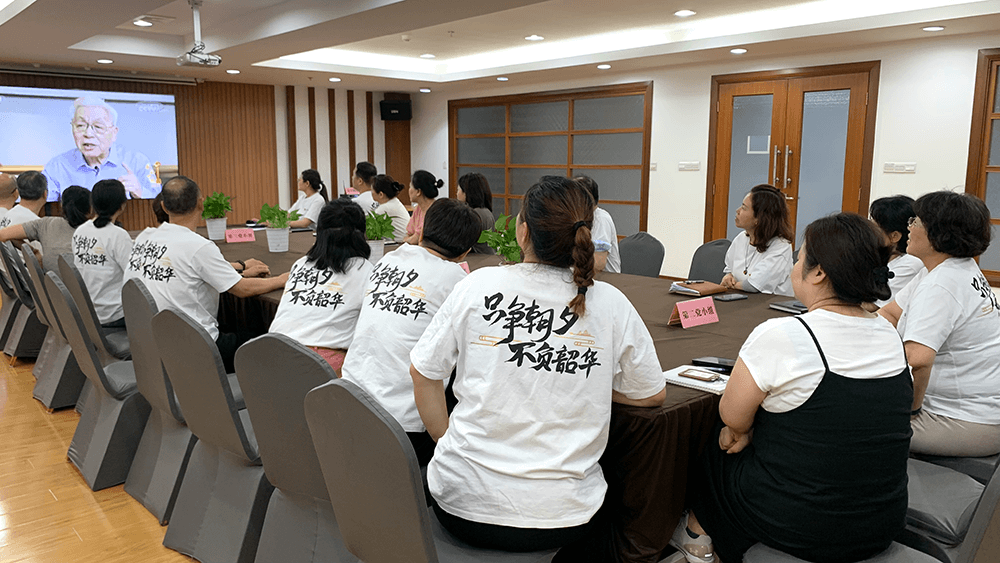 劉潭服裝黨日活動