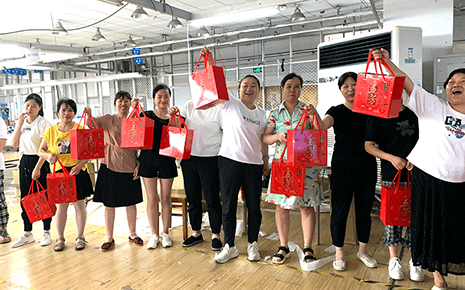 劉潭服裝：粽葉飄香過端午