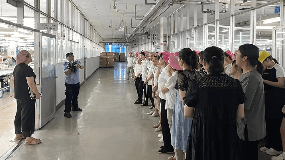 劉潭服裝開展特殊工種員工夏季消防安全培訓(xùn) 劉潭服裝開展特殊工種員工夏季消防安全培訓(xùn)