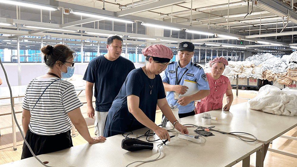 劉潭服裝安全生產(chǎn)百日攻堅 劉潭服裝安全生產(chǎn)百日攻堅