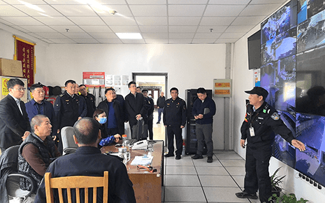 區領導帶隊到劉潭服裝開展消防安全專項檢查 區領導帶隊到劉潭服裝開展消防安全專項檢查