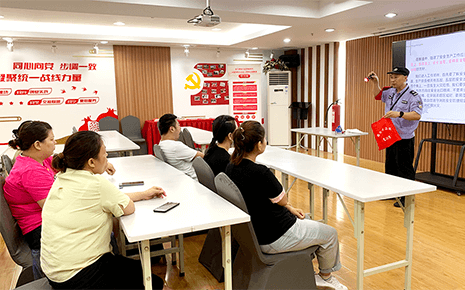 劉潭服裝組織開展新員工入職安全教育培訓 劉潭服裝組織開展新員工入職安全教育培訓