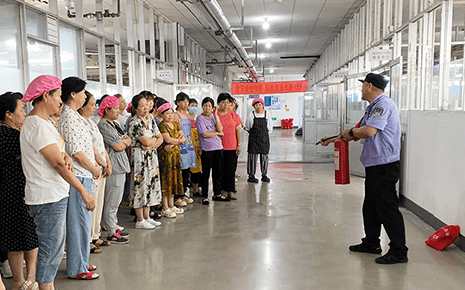 防患未然始于行——劉潭服裝開展消防安全培訓 防患未然始于行——劉潭服裝開展消防安全培訓