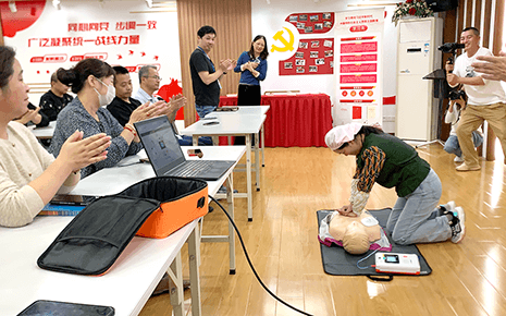 守護生命 提升應(yīng)急救護水平丨劉潭服裝開展應(yīng)急救護培訓(xùn) 守護生命 提升應(yīng)急救護水平丨劉潭服裝開展應(yīng)急救護培訓(xùn)