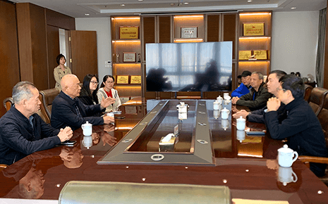 熱烈歡迎監利市人大無錫招商考察團到劉潭服裝考察調研