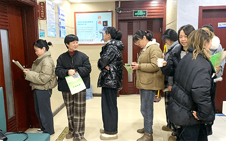 劉潭服裝:筑牢職工“健康網(wǎng)”,共繪企業(yè)新藍圖