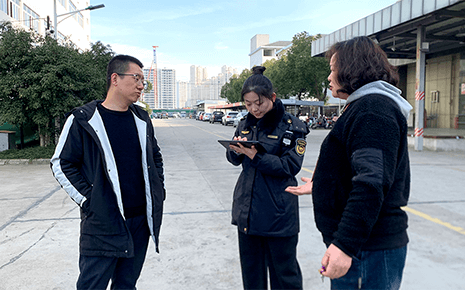 區環保局到劉潭服裝開展專項檢查