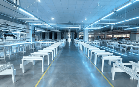 劉潭服裝:4樓車間升級改造,開啟發(fā)展新篇 劉潭服裝:4樓車間升級改造,開啟發(fā)展新篇